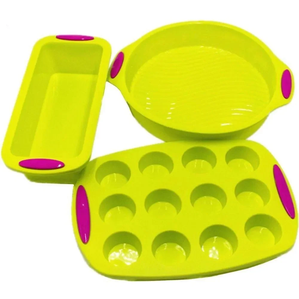 3 Green Silicone Baking Molds With Pink Accents NEW